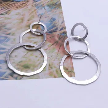 Nova Moda Letnik Geometrijske Krog Kovin Uhani za Ženske Sijajni Votlih 3 Cirlcles Izjavo Uhani Stranka Nakit Slike 2