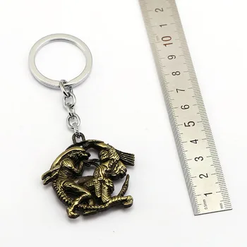 Tujec Predator Keychain Filma Key Ring Ključa Imetnika Chaveiro Vrečko Avto Obeskom Za Ključe Obesek Darilo Za Rojstni Dan Nakit Slike 2